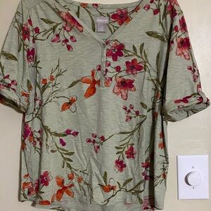 Chico's Floral Print Short Sleeve Top